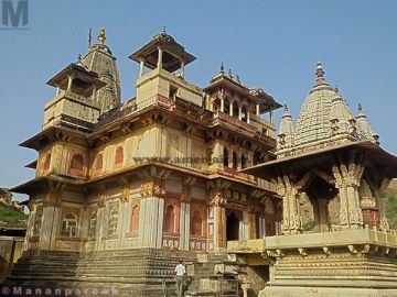 Pleasurable Udaipur Tour Package for 6 Days from Mount Abu