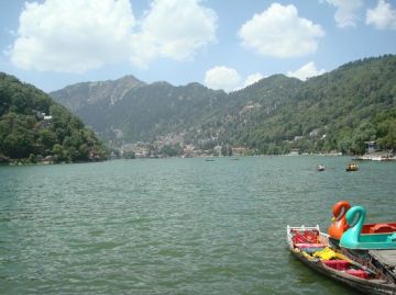 Beautiful 6 Days 5 Nights Nainital, Jim Corbett and Mussoorie Vacation Package