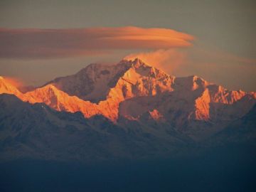 Heart-warming 9 Days 8 Nights Gangtok, Pelling, Ravangla with Darjeeling Vacation Package