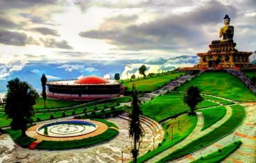 Heart-warming 9 Days 8 Nights Gangtok, Pelling, Ravangla with Darjeeling Vacation Package