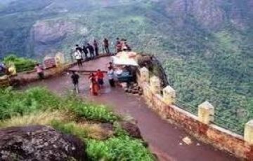 Amazing 5 Days Sightseeing In Conoor Holiday Package