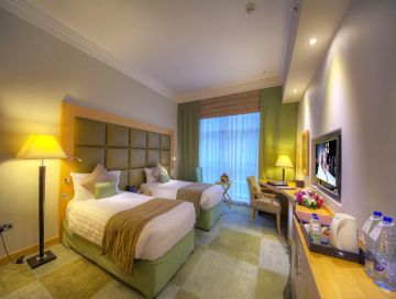 Memorable 4 Days Dubai Tour Package by Dreamdays Tourism LLC