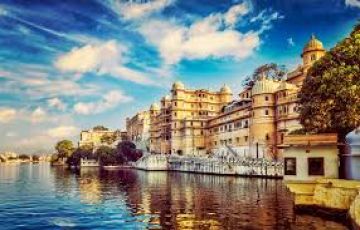 Amazing 5 Days 4 Nights Udaipur, Kumbhalgarh, Mount Abu and Abu Road Holiday Package