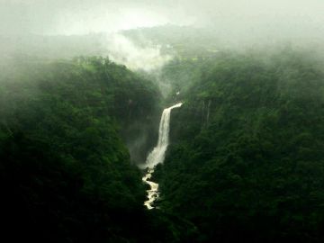 Amazing Back To Home Tour Package for 3 Days 2 Nights