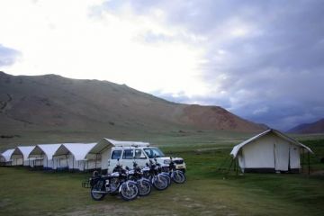 Ecstatic 9 Days Sham Valley Alchi Holiday Package