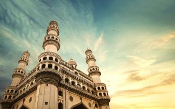 Experience 4 Days 3 Nights Hyderabad Trip Package