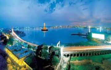 Experience 4 Days 3 Nights Hyderabad Trip Package