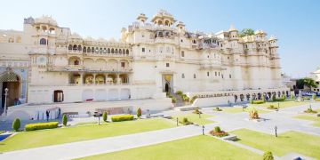 Ecstatic 3 Days 2 Nights Udaipur with Jaipur Holiday Package
