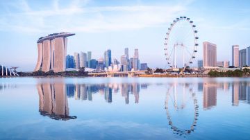 Memorable 5 Days 4 Nights Singapore with Delhi Tour Package