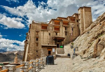 Amazing 4 Days Leh Tour Package