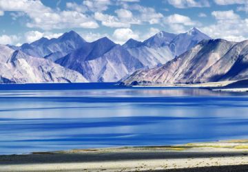 Heart-warming 4 Nights 5 Days Leh Tour Package