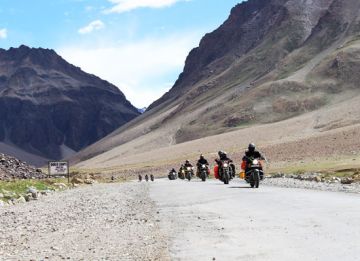 Family Getaway 6 Days Leh Vacation Package