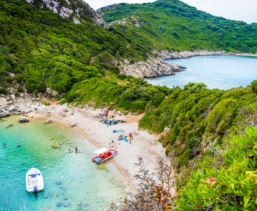 Beautiful 4 Days Bangalore, Mysore and Wayanad Tour Package