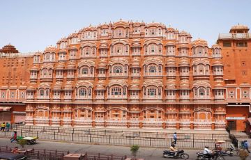 Ecstatic 3 Days New Delhi to Agra Vacation Package