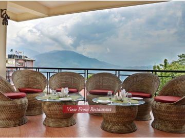 Pleasurable Pelling Tour Package for 5 Days