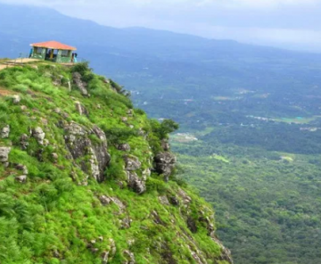 Beautiful 6 Days Bangalore, Wayanad, Coonoor with Coorg Tour Package