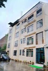 Heart-warming 2 Days Srinagar and Pahalgam Trip Package