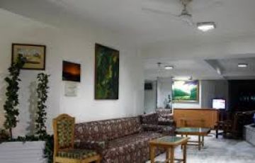 Heart-warming 2 Days Srinagar and Pahalgam Trip Package