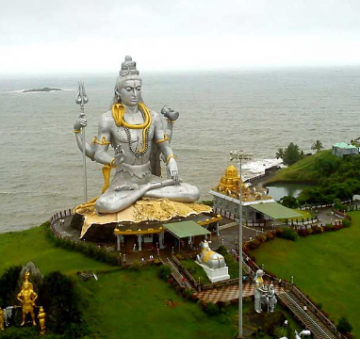 Pleasurable 2 Days Bangalore and Ooty Vacation Package