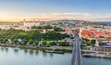 Beautiful 6 Days 5 Nights Budapest, Bratislava with Prague Holiday Package