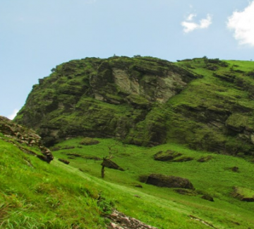 Beautiful Ooty Tour Package for 4 Days from Bangalore