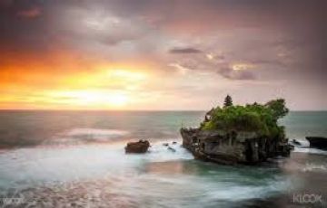Beautiful 5 Days 4 Nights Watersports At Benoa Beach And Tanah Lot Temple Trip Package