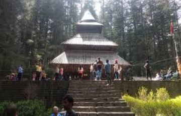 Family Getaway 4 Days Manali with Chandigarh Trip Package