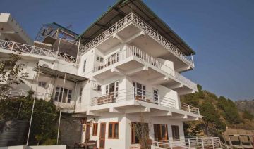 Pleasurable 4 Days 3 Nights Kasol with Delhi Tour Package