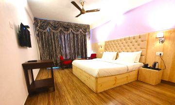 Best 4 Days 3 Nights Dehradun Trip Package