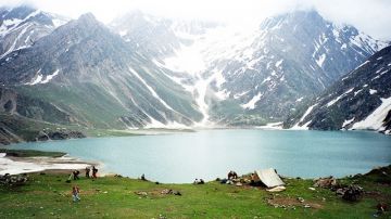 Best 5 Days Srinagar  Pahalgam 98 Kms Vacation Package