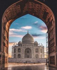 Heart-warming 2 Days 1 Night Agra with New Delhi Tour Package