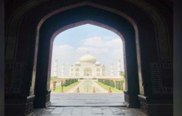 Ecstatic 6 Days 5 Nights Agra Trip Package