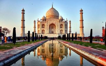Experience 3 Days Agra and New Delhi Vacation Package