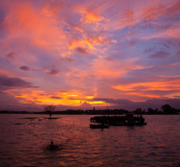 Ecstatic 2 Days Mumbai and Khandala Holiday Package