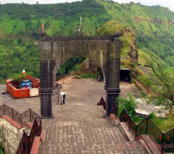 Pleasurable Lavasa Tour Package for 5 Days from Mumbai