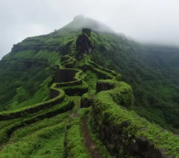 Ecstatic 4 Days Mumbai, Khandala and Mahabaleshwar Vacation Package
