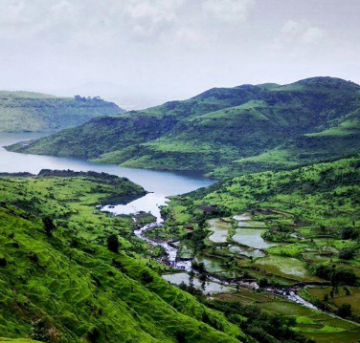 Pleasurable 2 Days Mumbai and Lonavala Tour Package