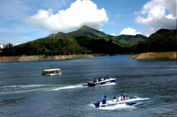 4 Days 3 Nights Cochin to Munnar Tour Package