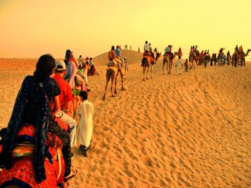 Beautiful 5 Days 4 Nights Welcome To Delhi  Drive To Local Sightseeing, Delhi To Jaipur, Jaipur To Agra with Mathura  Vrindavan Tour Package