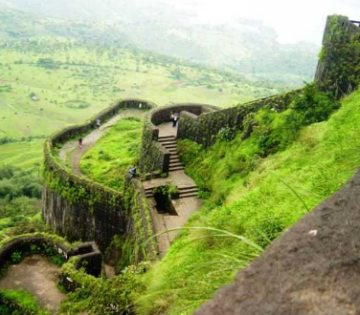 Pleasurable 3 Days 2 Nights Mumbai with Mahabaleshwar Holiday Package