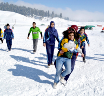 Amazing 3 Days Manali and Solang Valley Trip Package