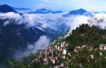 Amazing 3 Days Delhi and Mussoorie Tour Package