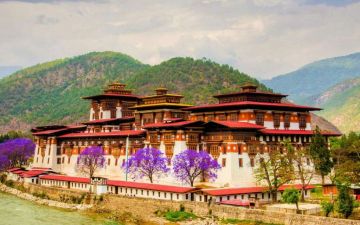 Pleasurable Thimphu Tour Package for 5 Days from Paro