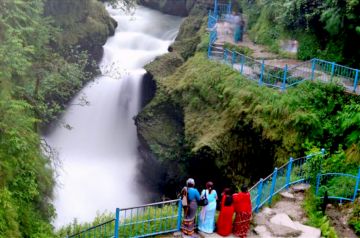 Heart-warming 7 Days Gorakhpur to Chitwan Vacation Package