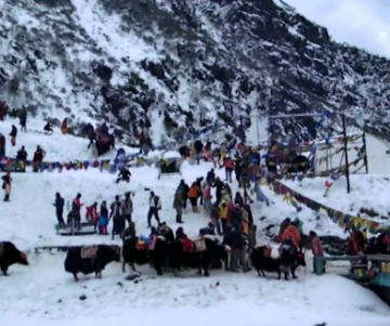 Family Getaway 3 Days 2 Nights Darjeeling Trip Package