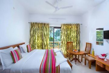 Pleasurable 3 Days 2 Nights Cochin with Munnar Trip Package