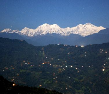 Best 5 Days 4 Nights Darjeeling, Kalimpong, Gangtok and Lachung Trip Package
