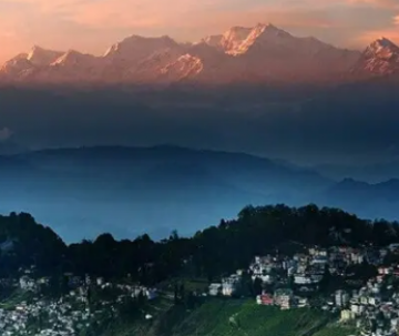 Ecstatic 4 Days Darjeeling, Kalimpong and Lachung Holiday Package