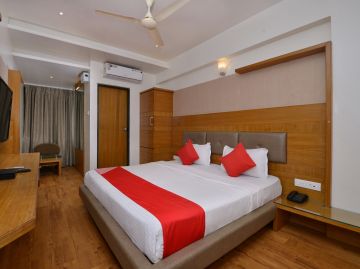 Experience 6 Days Mumbai and Goa Trip Package