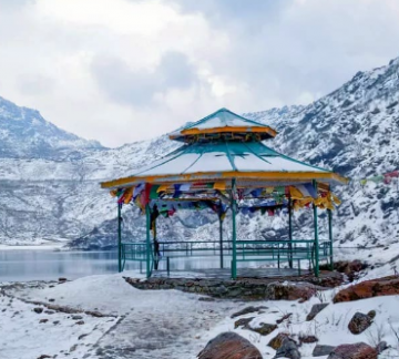 Pleasurable Lachung Tour Package for 5 Days 4 Nights